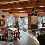 Apartment Tri Chalupky Na Myte
